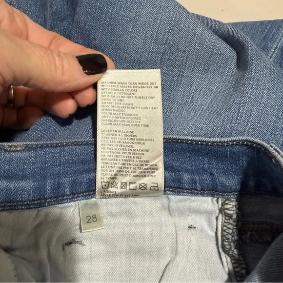 L'AGENCE Camila High Rise Cropped Jeans Cuff Size 28 - Picture 9 of 9